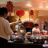 Feast บุฟเฟ่ต์อาหารจีนทุกมื้อค่ำวันพุธ รับสิทธิ์ส่วนลด 15%