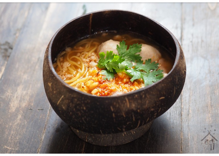 อร่อยเมืองน่าน : ก๋วยเตี๋ยวกะลา