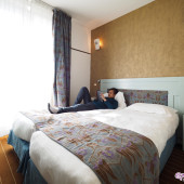 Hotel Eiffel Seine ปารีส ใกล้หอไอเฟล‎