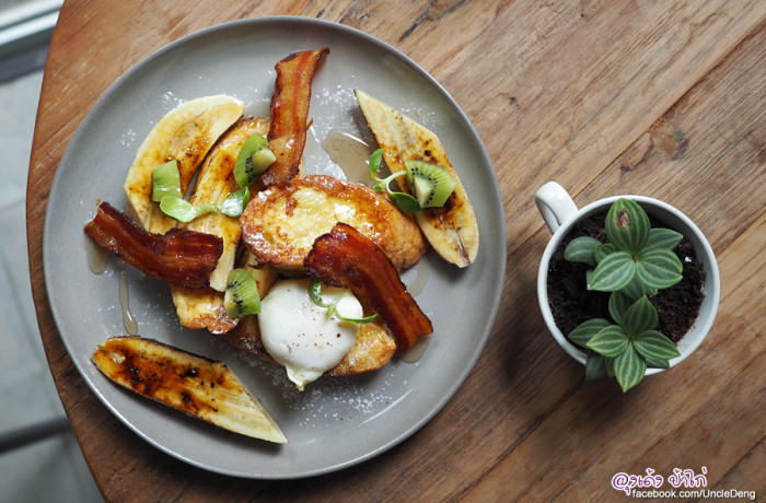 Luka Café : คาเฟ่สุดชิค ถนนปั้น สีลม