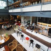 Café Now คาเฟ่ดีไซน์เท่ห์ ๆ จากค่าย Propaganda