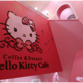 Hello Kitty Cafe สาขาฮงแด รวมพลคนรักแมวสีชมพู