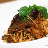 Spaghetti Factory เส้นสปาฯ สไตล์ฟิวชั่น