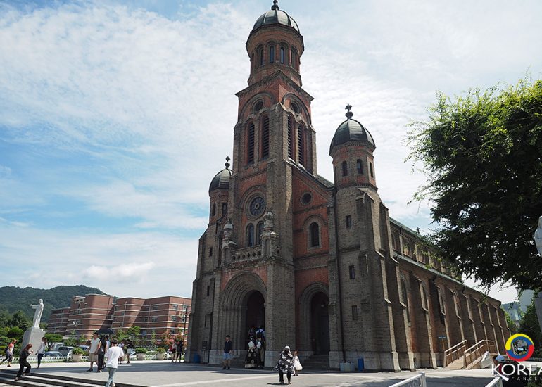 Jeondong Cathedral แห่งจอนจู โบสถ์ที่สวยที่สุดในเกาหลี