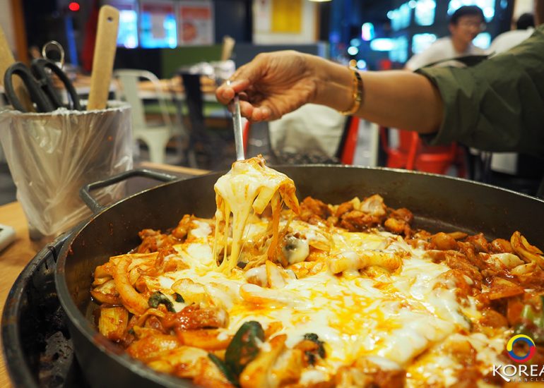 Paik Chulpan ทัคคาลบี้ (dakgalbi) ปูซาน