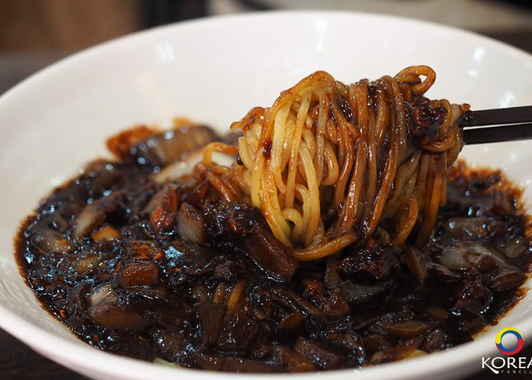 Lucky China จาจังมย็อน