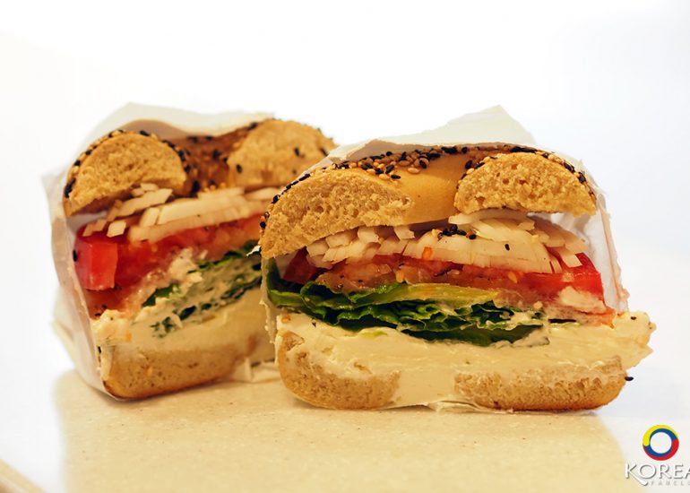 ร้านเบเกิลครีมชีส : N.Y. Bagel n’ Cream Cheese