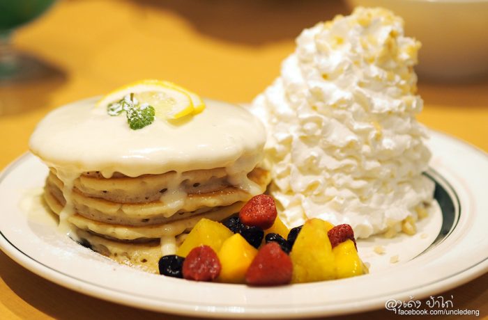 Eggs ’n Things สุดยอด แพนเค้ก แห่ง โอซาก้า