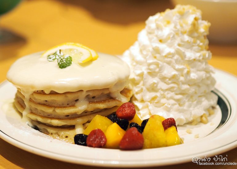 Eggs ’n Things สุดยอด แพนเค้ก แห่ง โอซาก้า