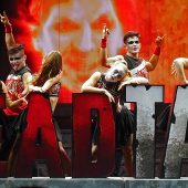 DEADTALK การแสดงโชว์สุดมันส์ Halloween Horror Nights 8