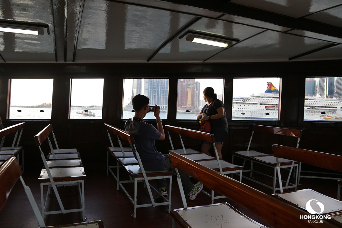 นั่งเรือ เกาลูน ไป ฮ่องกง