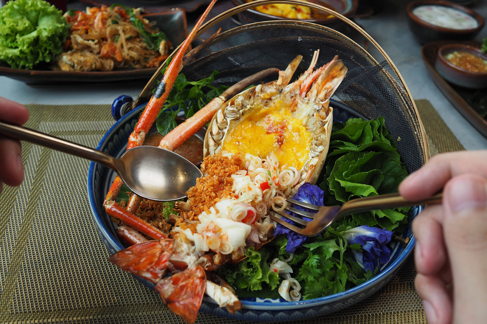 Thonglor Thai Cuisine กุ้งแม่น้ำยักษ์